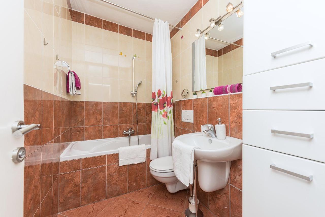 Apartman Centar Glavas Makarská Exteriér fotografie